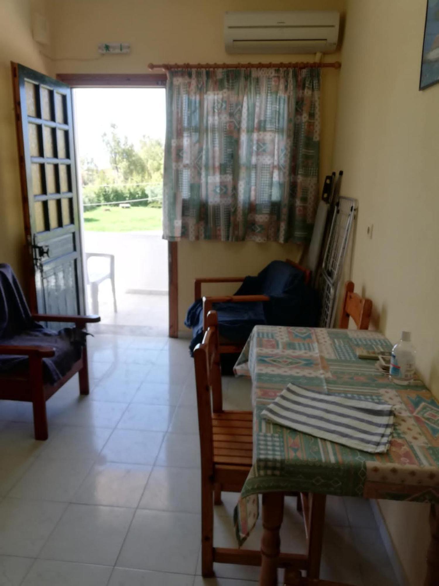 Lakis Apartments Acharavi  Dış mekan fotoğraf