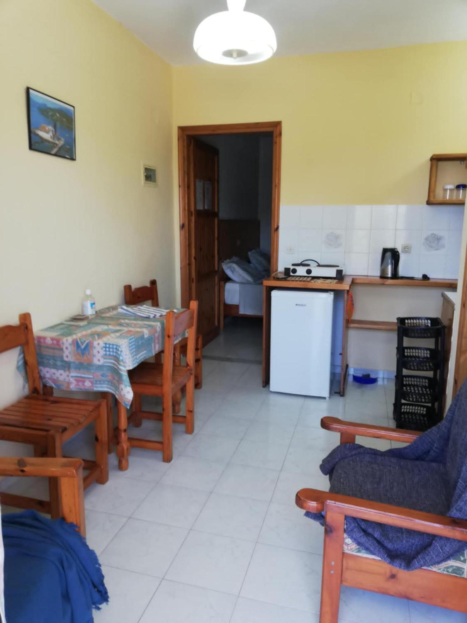 Lakis Apartments Acharavi  Dış mekan fotoğraf